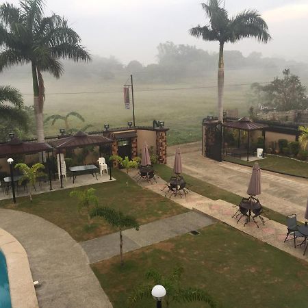 Villa Angelica Resort อลามินอส ภายนอก รูปภาพ