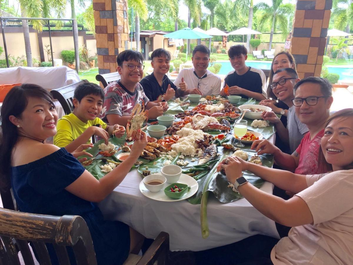 Villa Angelica Resort อลามินอส ภายนอก รูปภาพ