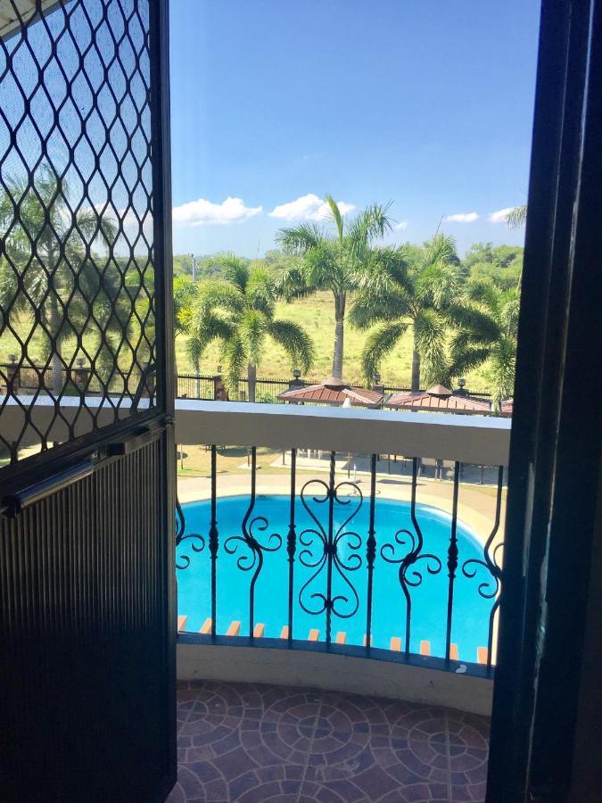 Villa Angelica Resort อลามินอส ภายนอก รูปภาพ