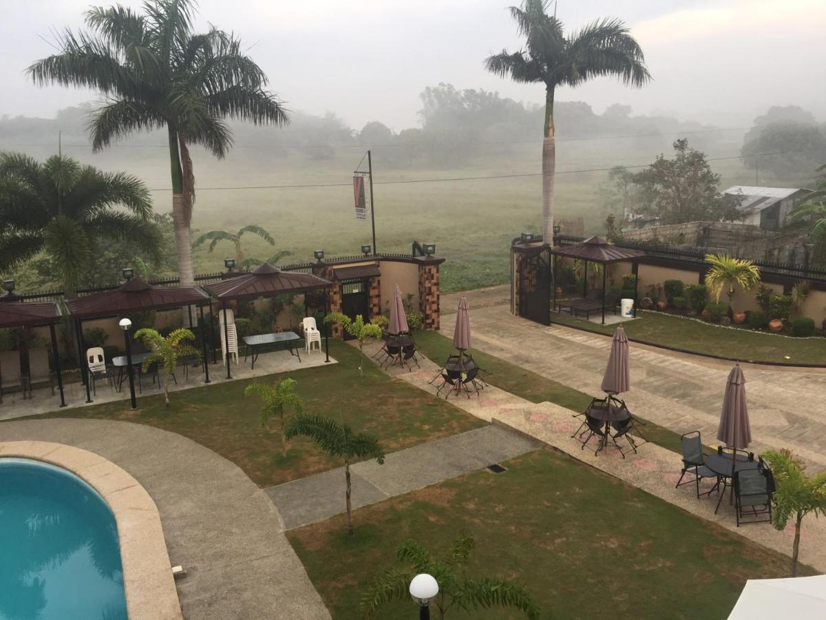 Villa Angelica Resort อลามินอส ภายนอก รูปภาพ