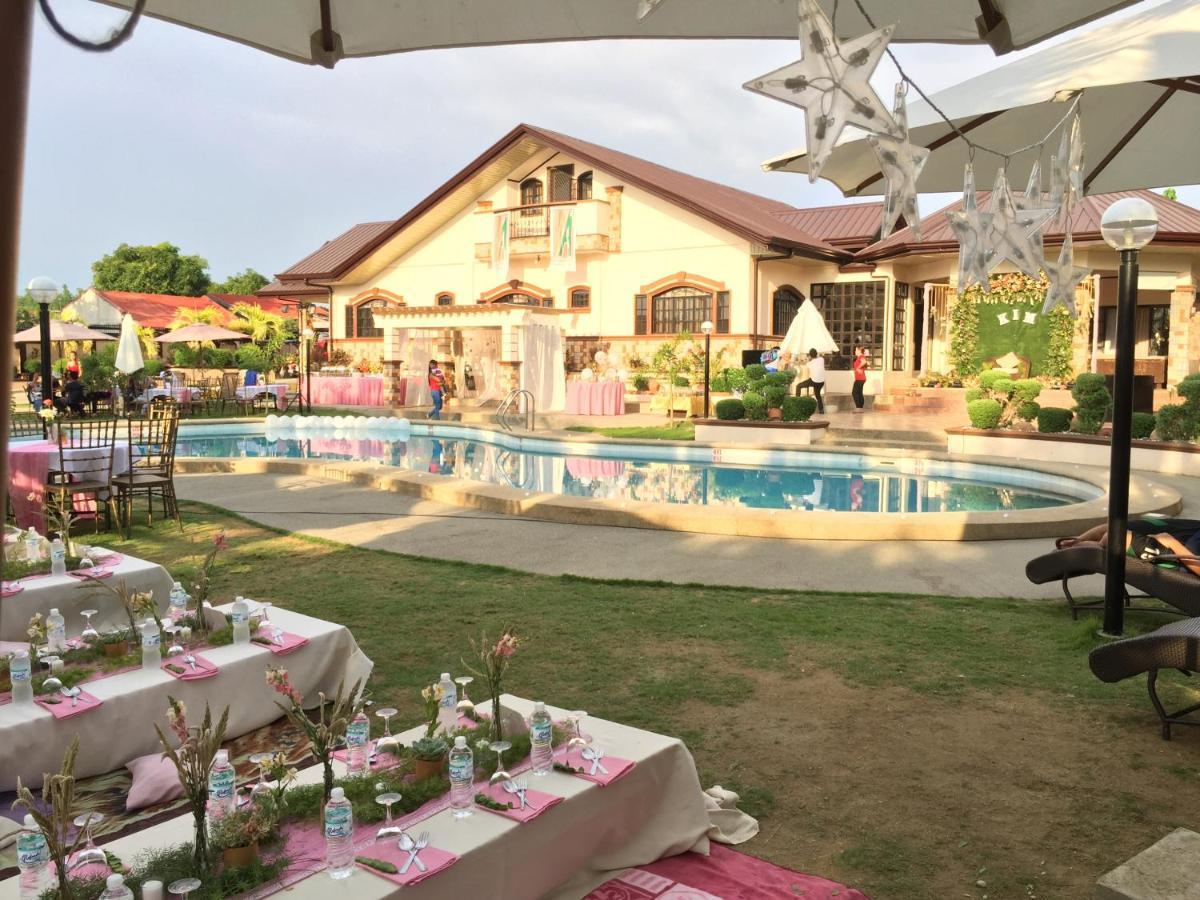 Villa Angelica Resort อลามินอส ภายนอก รูปภาพ